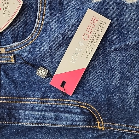 Love Culture Distressed Denim High Waist Dark Denim Blue Jean Shorts Size 11 - Picture 5 of 13